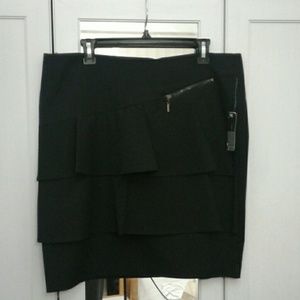 NWT Bisou Bisou Skirt